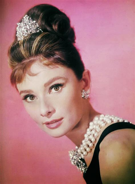 why is audrey hepburn famous.